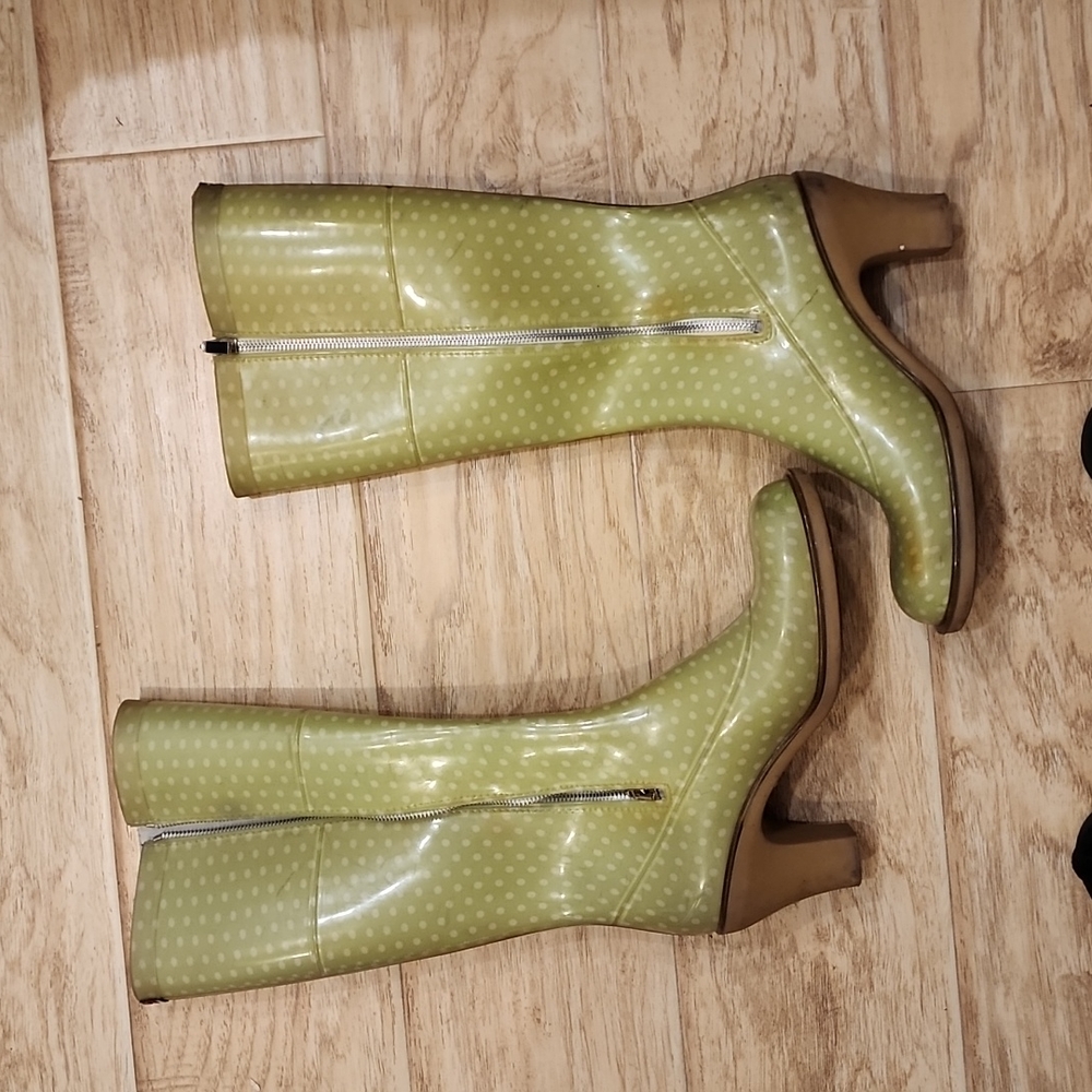 Vintage Regina Regis rubber rain boots